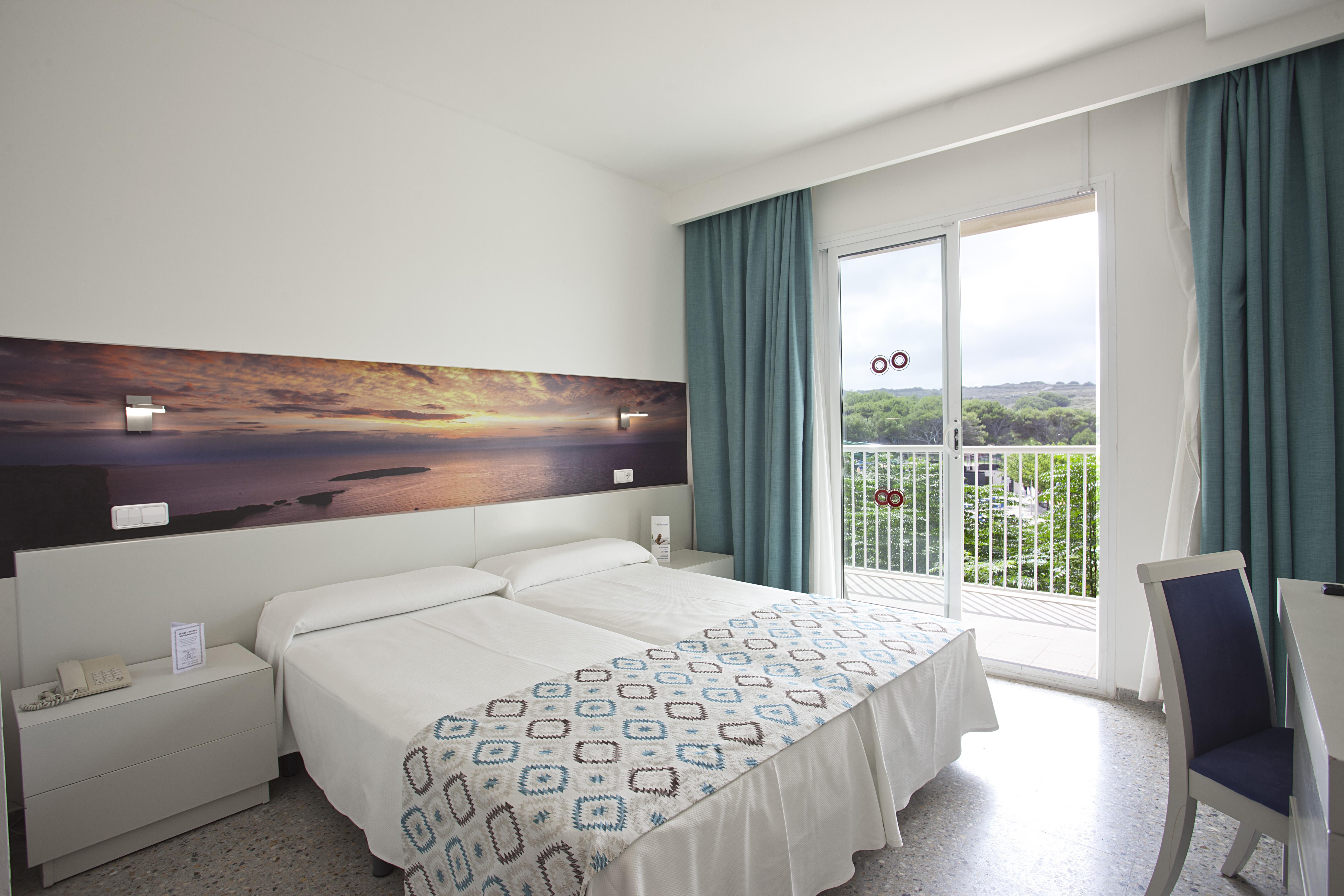 Club Hotel Aguamarina Arenal d'en Castell Extérieur photo